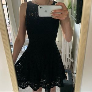 LBD Black Lace, BB Dakota